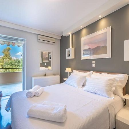 Central 3Br Apartment Next To Panormou Metro! Athen Eksteriør bilde