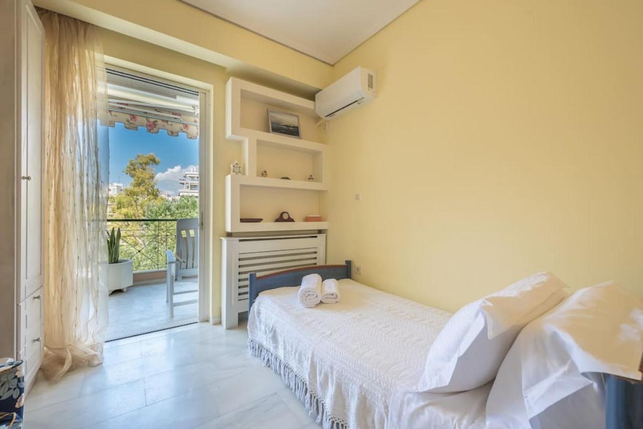 Central 3Br Apartment Next To Panormou Metro! Athen Eksteriør bilde
