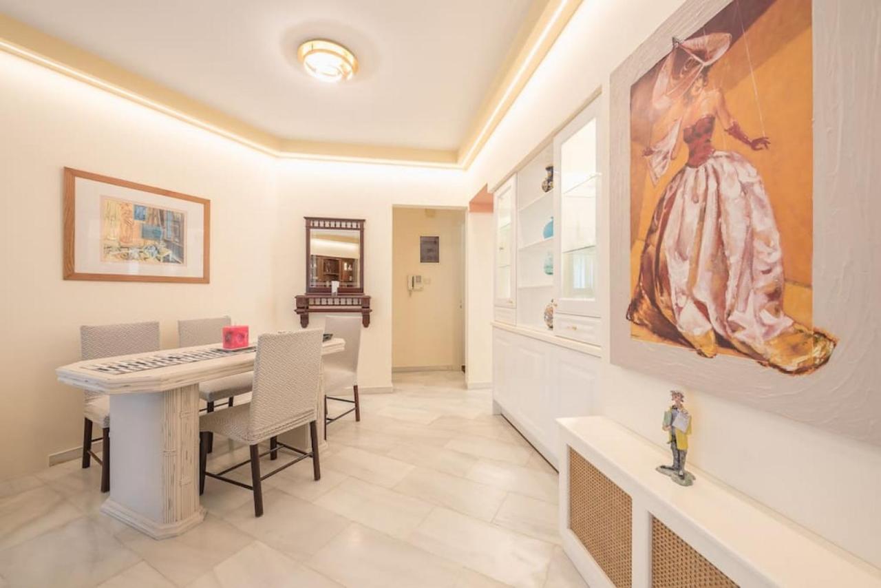 Central 3Br Apartment Next To Panormou Metro! Athen Eksteriør bilde