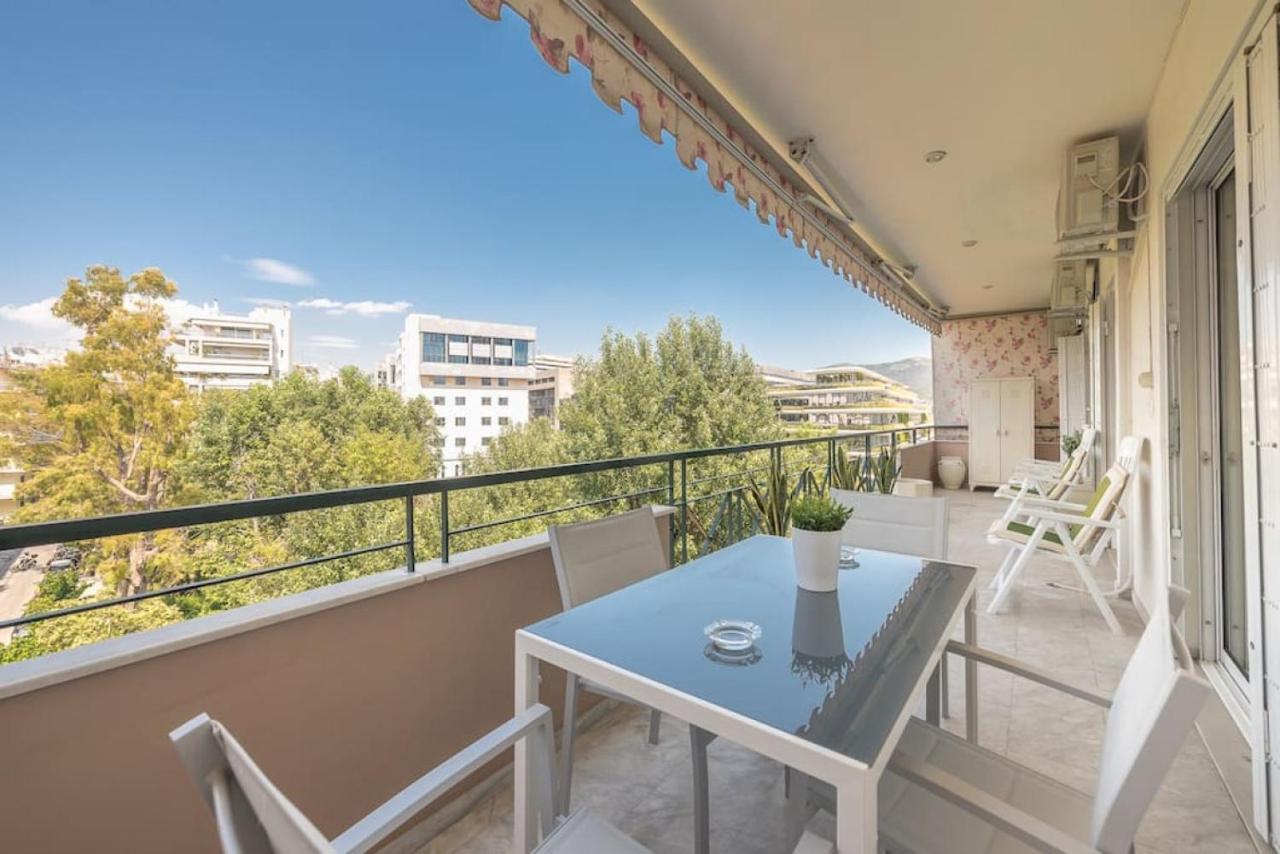 Central 3Br Apartment Next To Panormou Metro! Athen Eksteriør bilde