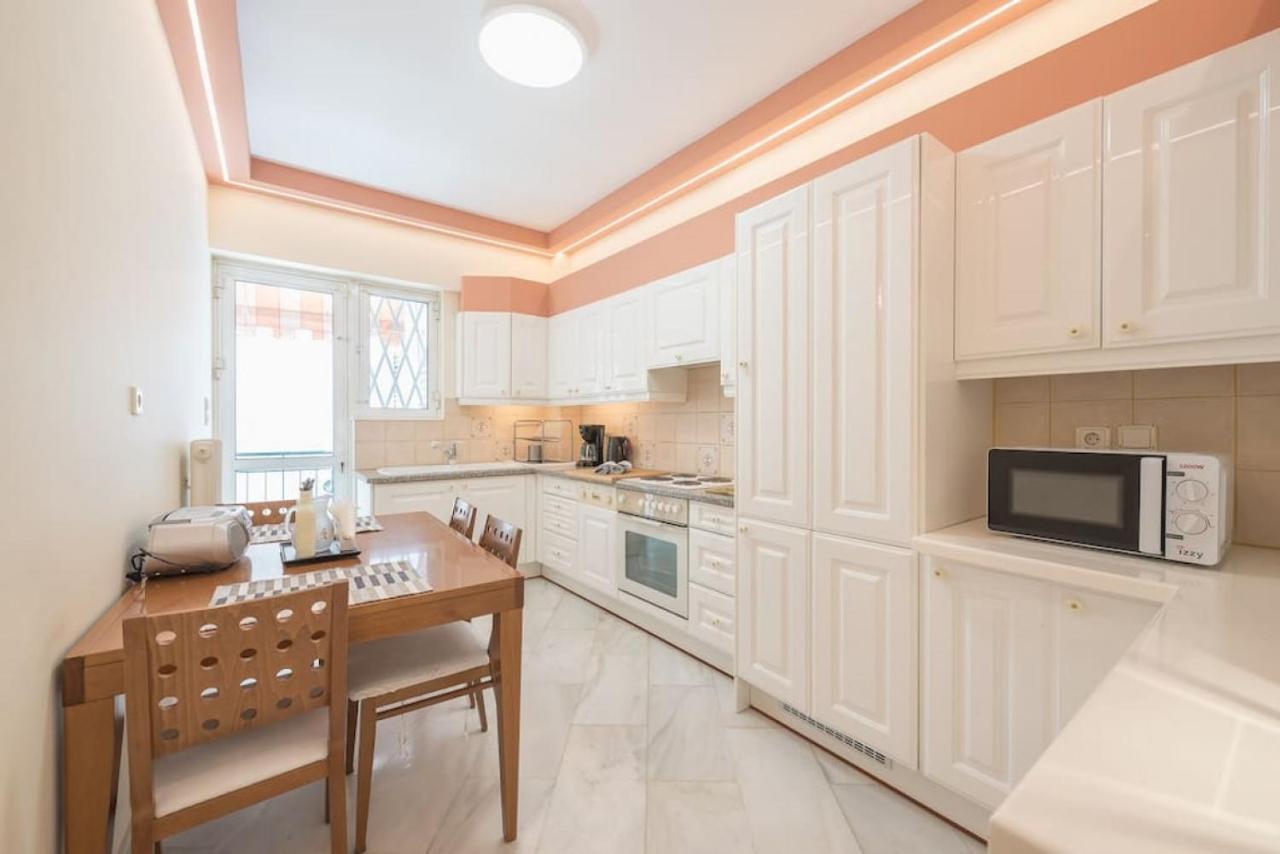 Central 3Br Apartment Next To Panormou Metro! Athen Eksteriør bilde