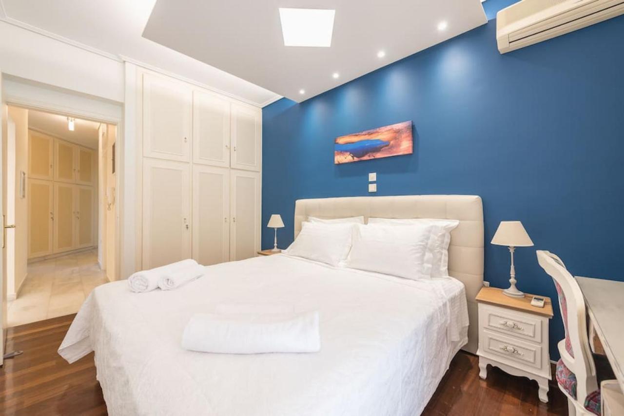 Central 3Br Apartment Next To Panormou Metro! Athen Eksteriør bilde