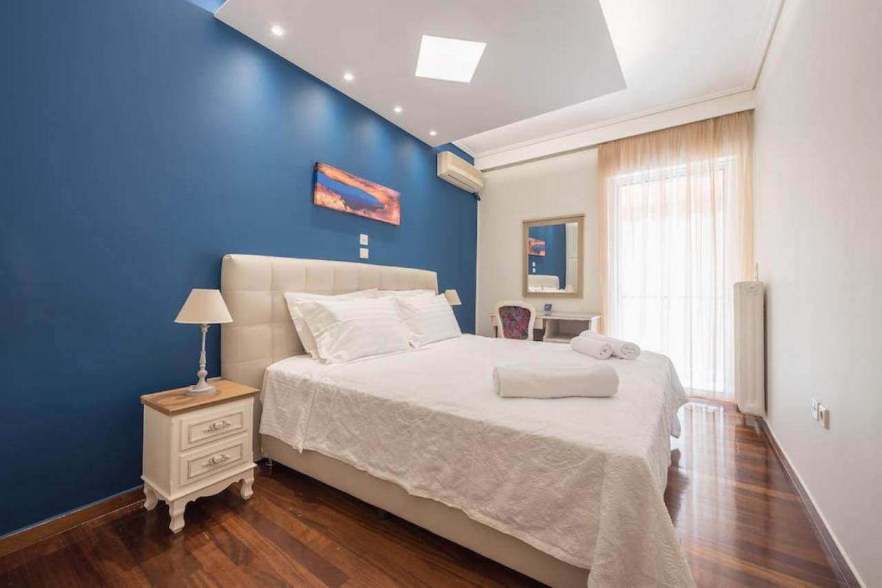 Central 3Br Apartment Next To Panormou Metro! Athen Eksteriør bilde
