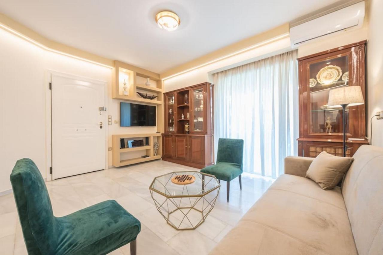 Central 3Br Apartment Next To Panormou Metro! Athen Eksteriør bilde